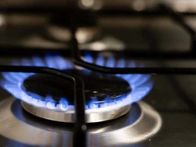 Auxílio Gás 2026: Quem Tem Direito e Como Solicitar Sem Erros